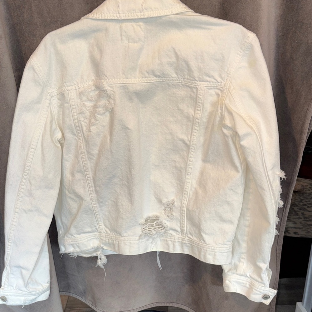 American Eagle Outfitters White Jean Jacket - Picture 7 of 8